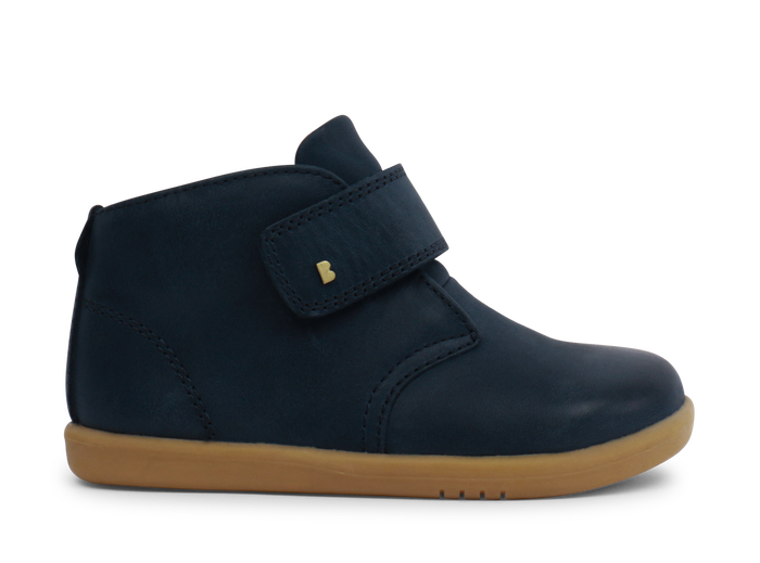 Desert Boot I Walk Navy and Caramel